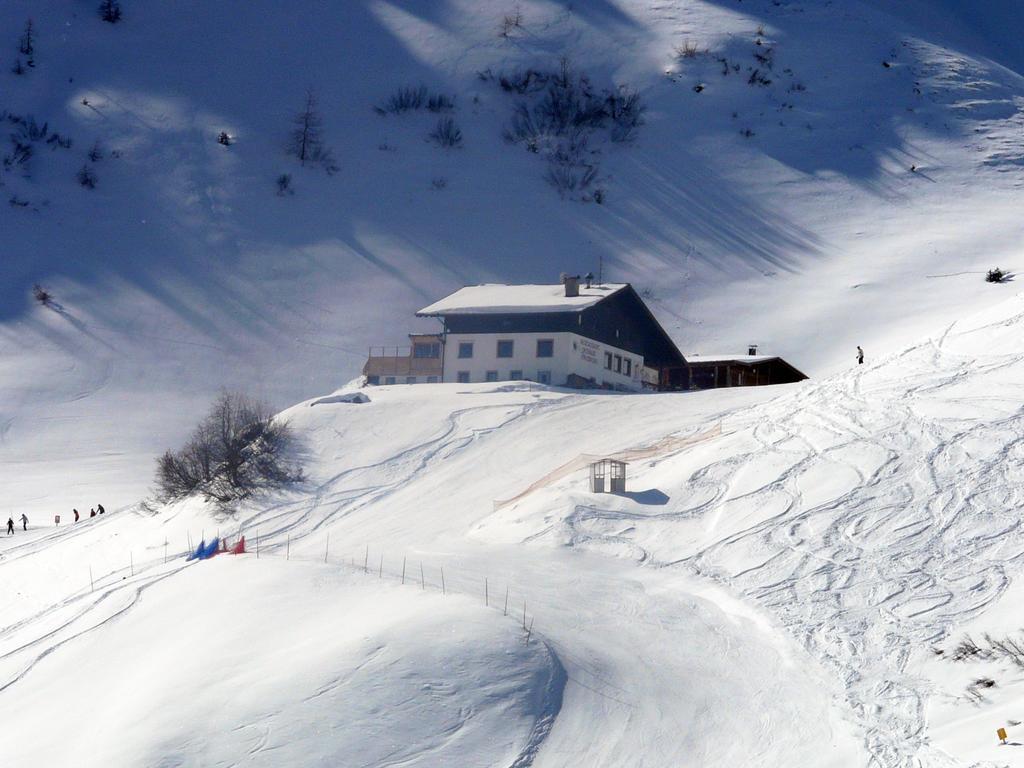 Berggasthaus Edelweisshutte Ladurns Otel Fleres Dış mekan fotoğraf