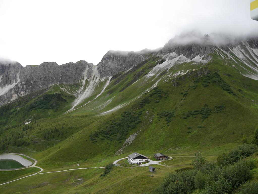 Berggasthaus Edelweisshutte Ladurns Otel Fleres Dış mekan fotoğraf